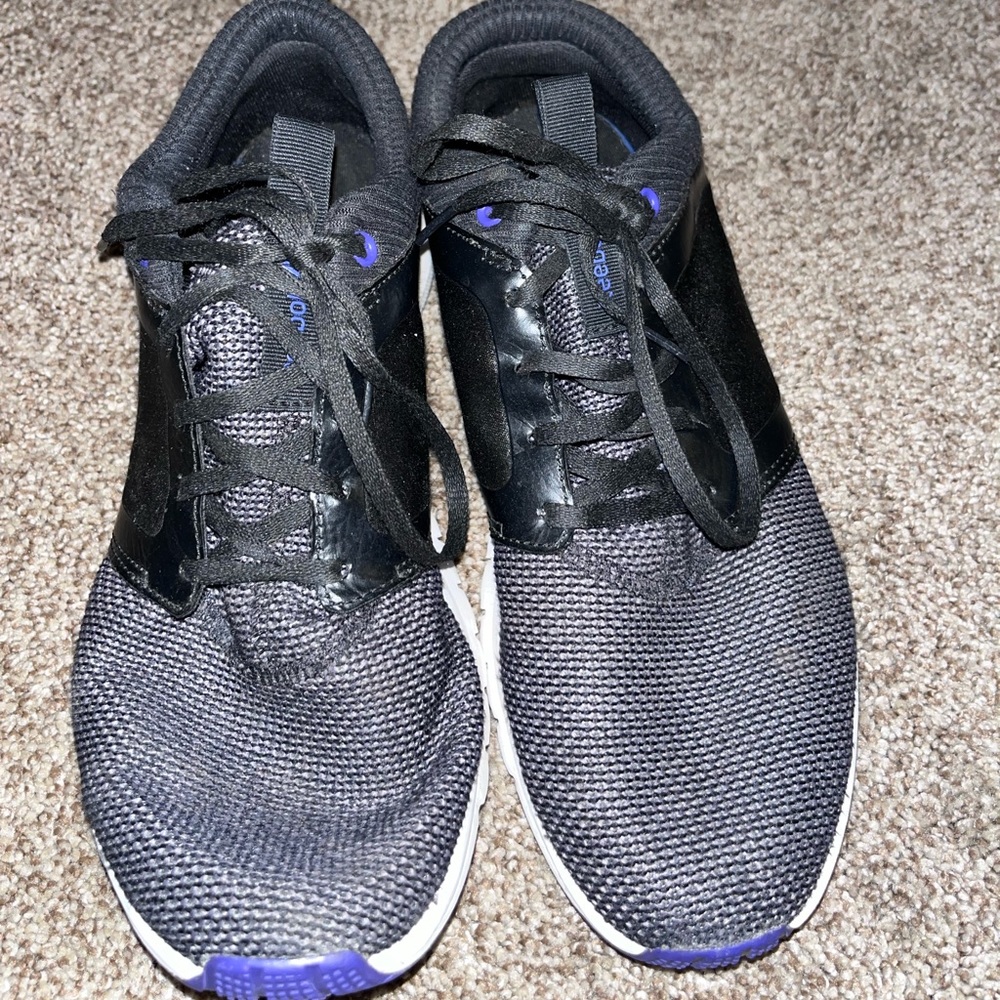 Reebok Sneakers